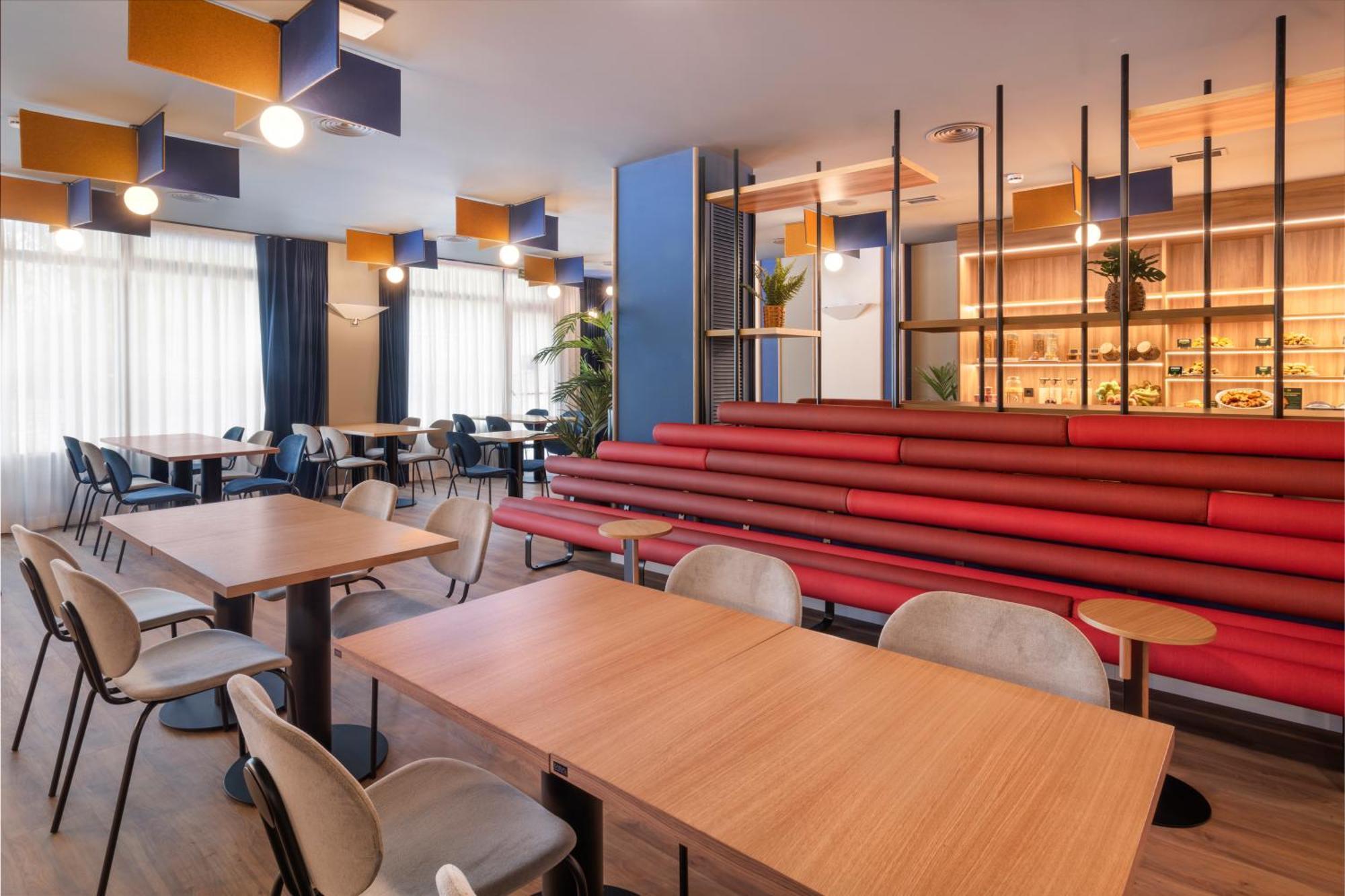 B&B Hotel Barcelona Rubí Exteriör bild
