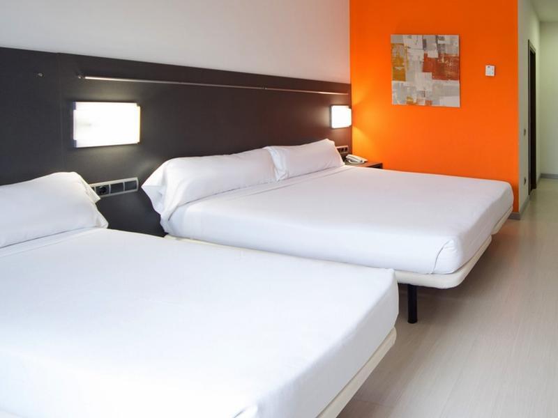 B&B Hotel Barcelona Rubí Exteriör bild