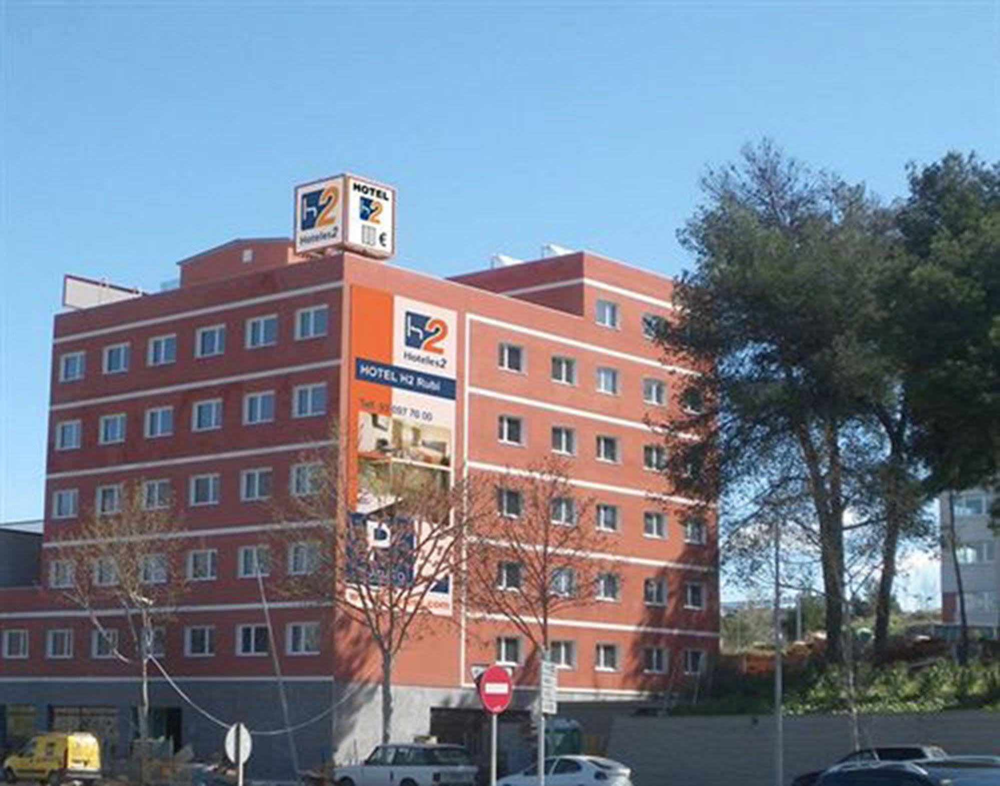 B&B Hotel Barcelona Rubí Exteriör bild