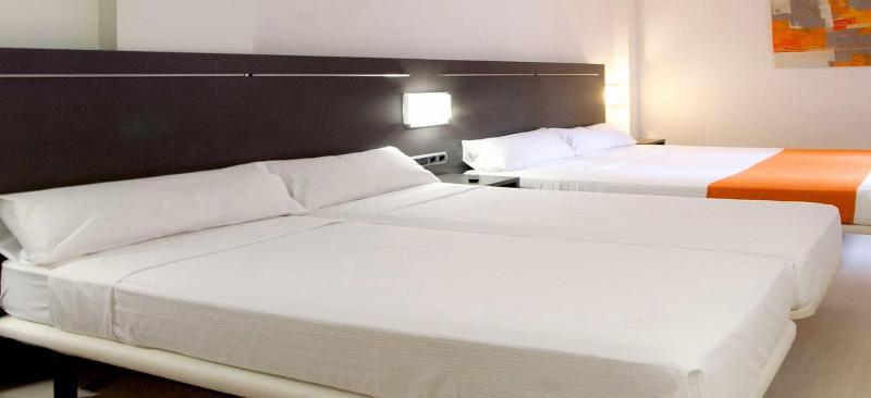 B&B Hotel Barcelona Rubí Exteriör bild