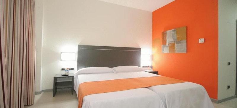 B&B Hotel Barcelona Rubí Exteriör bild
