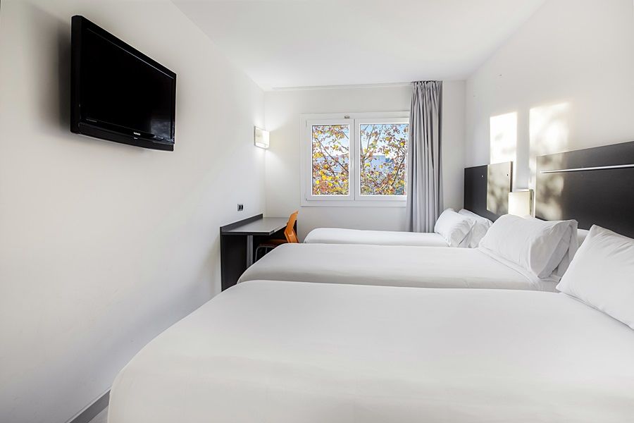 B&B Hotel Barcelona Rubí Exteriör bild