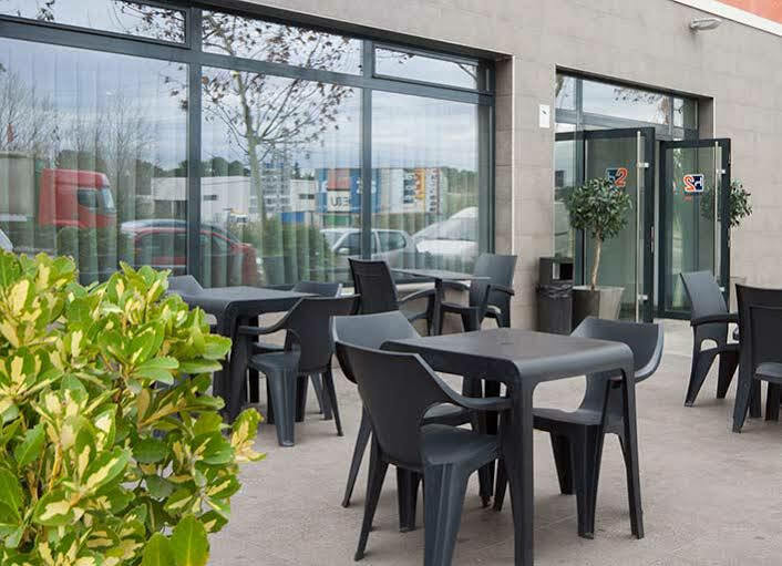 B&B Hotel Barcelona Rubí Exteriör bild